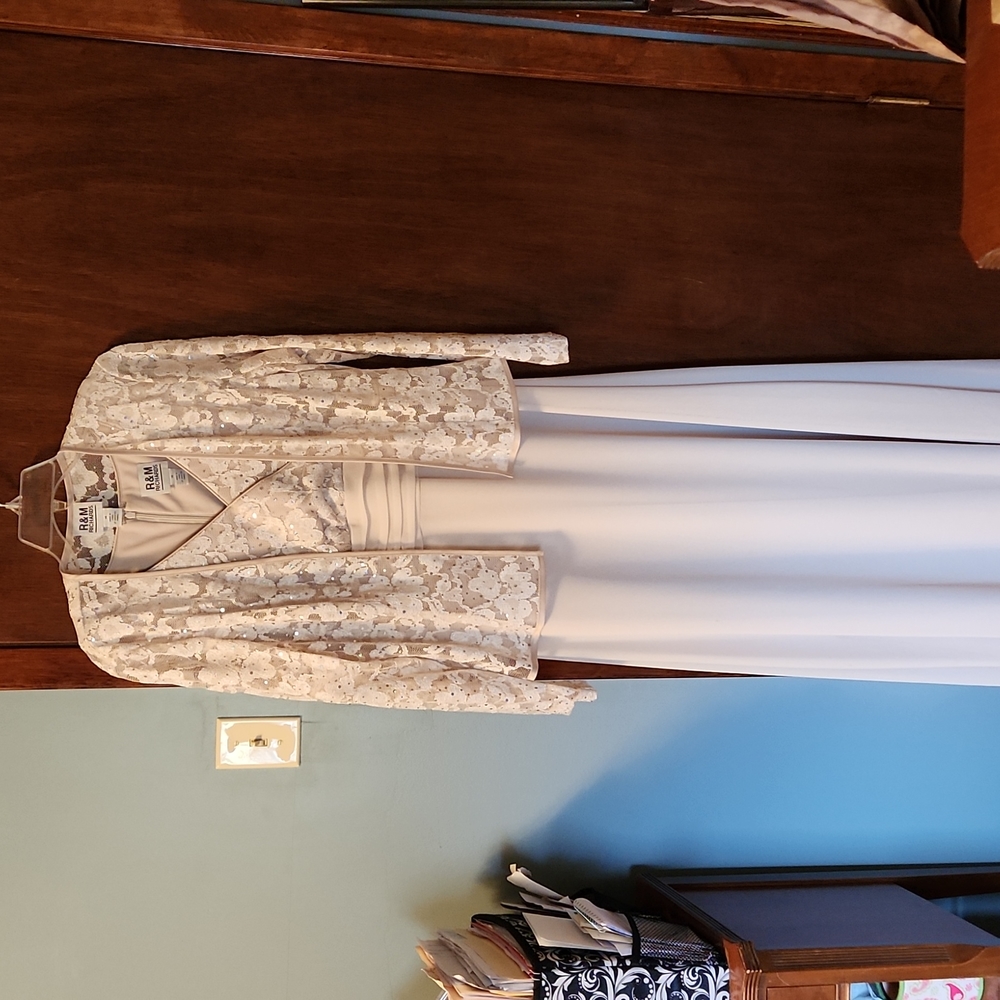 R&M Richards cream dress size 14
